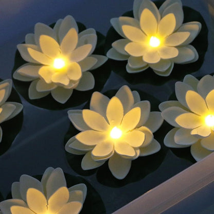 Schwimmende Lotusleuchte – Dekorativ LED-dammlampa med naturtrogen design
