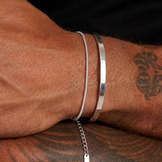Silber-Armbandset – Stilfullt armbandsset i rostfritt stål med slät cuff och kedja